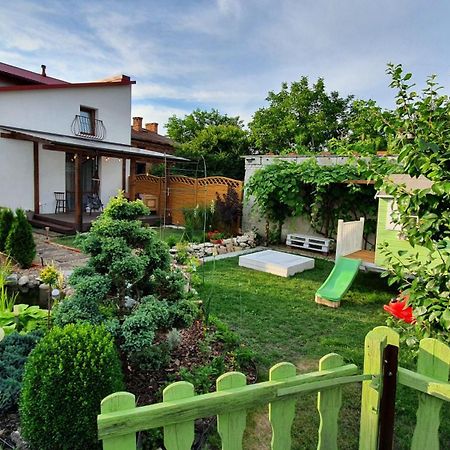 Villa Dom Adula Janów Lubelski Exterior foto